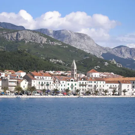Bencun-3 By Interhome Makarska