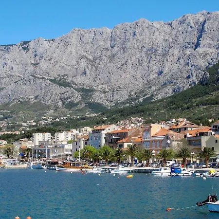 Bencun-3 By Interhome Makarska