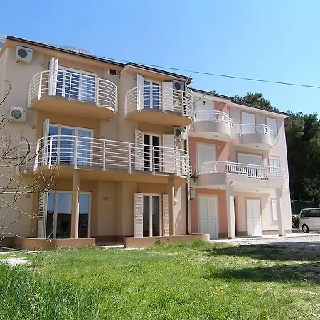 Apartamento Bencun-3 By Interhome *